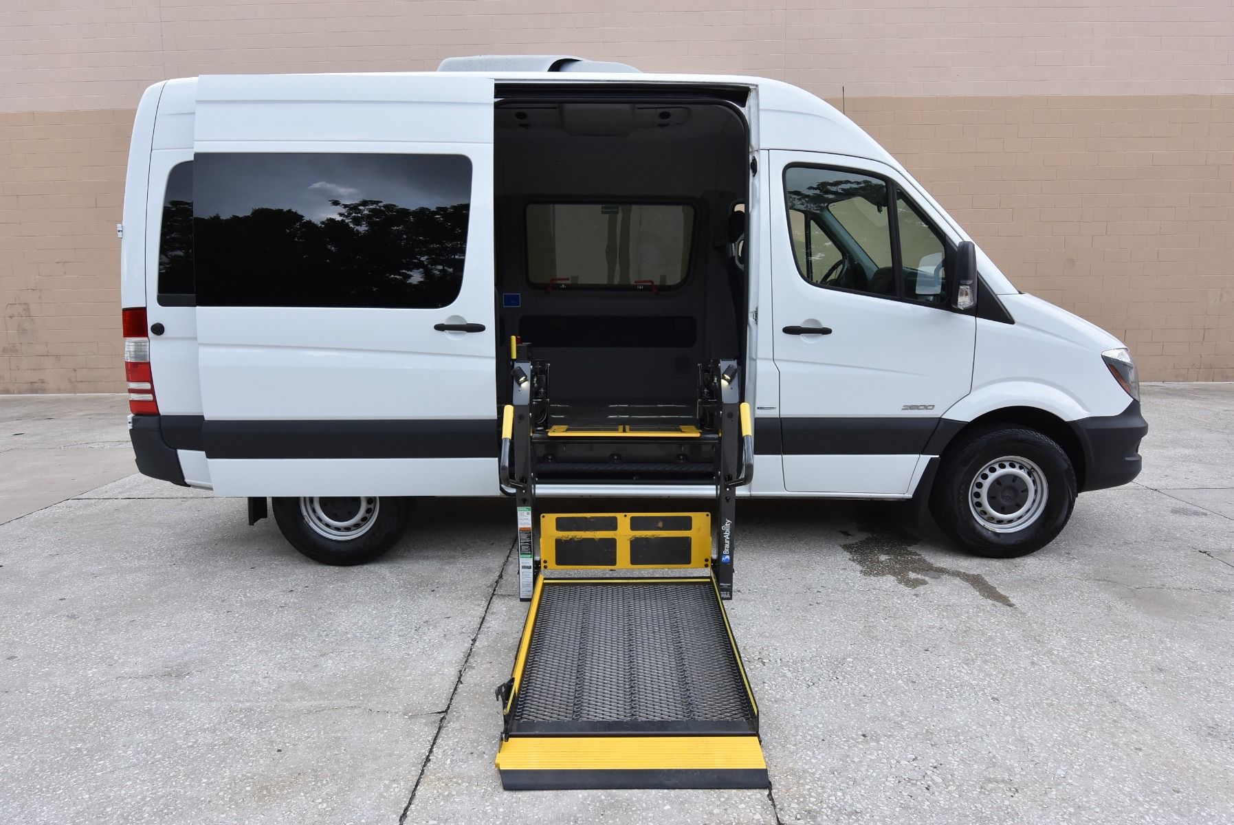Mercedes-Benz Sprinter 2500